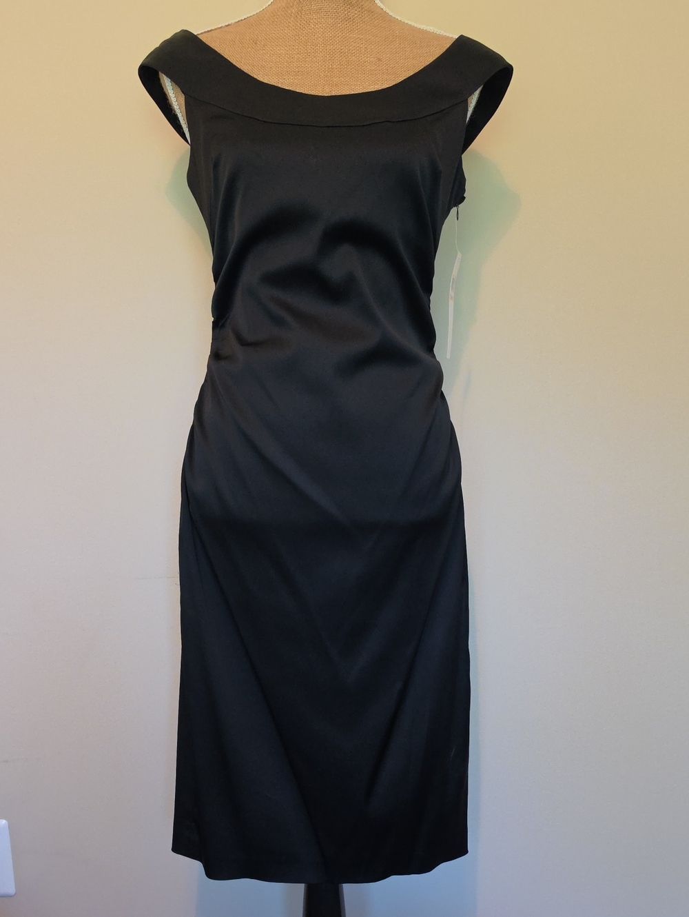 Maggy London Black Off-the-Shoulder Midi Sheath Dress